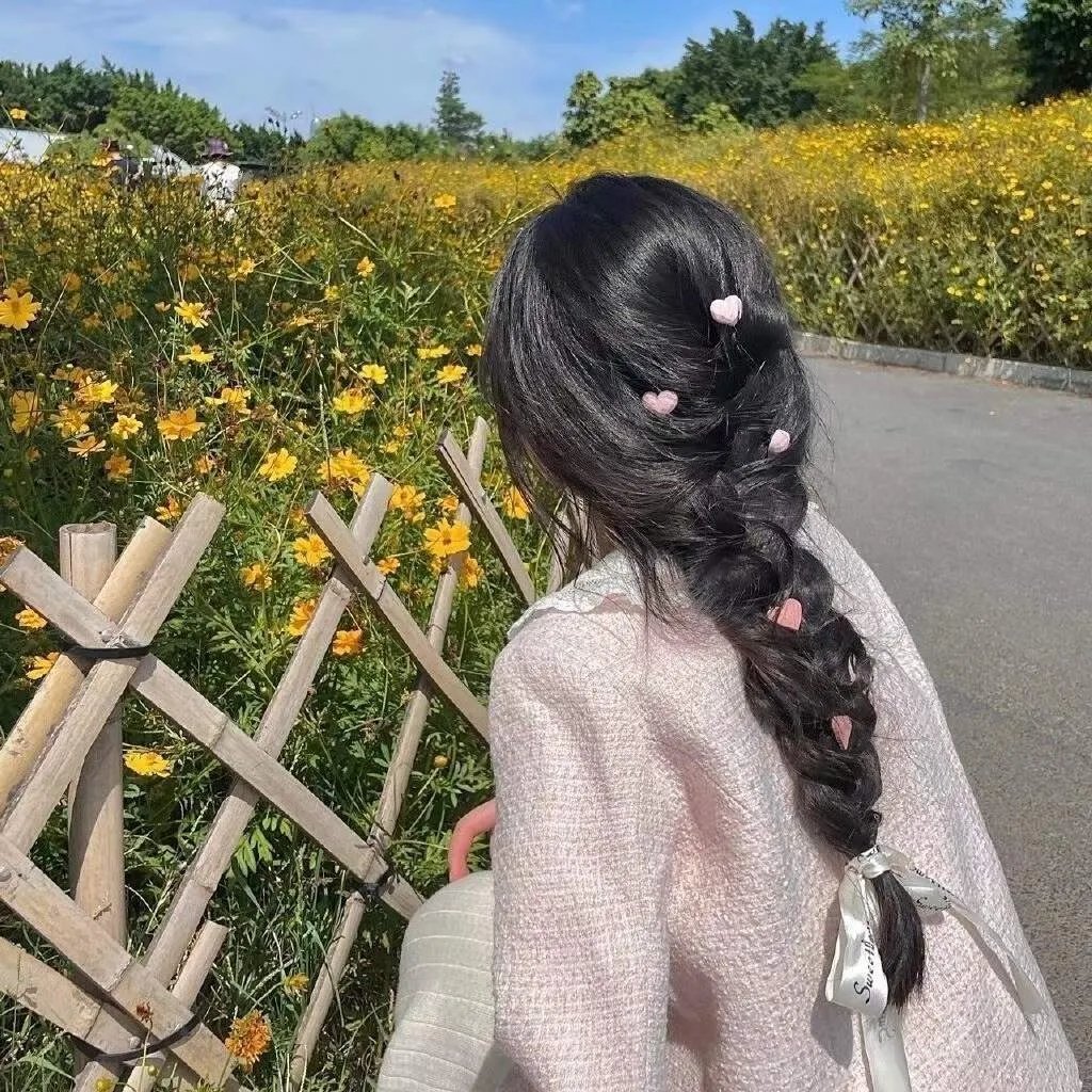 一个死气沉沉的夏天